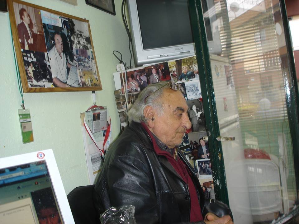 thios_apostolis
